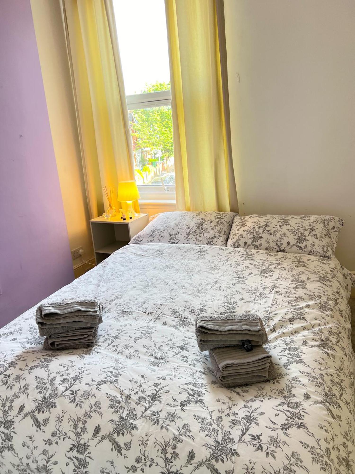 Welcome 2 Bedrooms Flat In Wimbledon لندن المظهر الخارجي الصورة